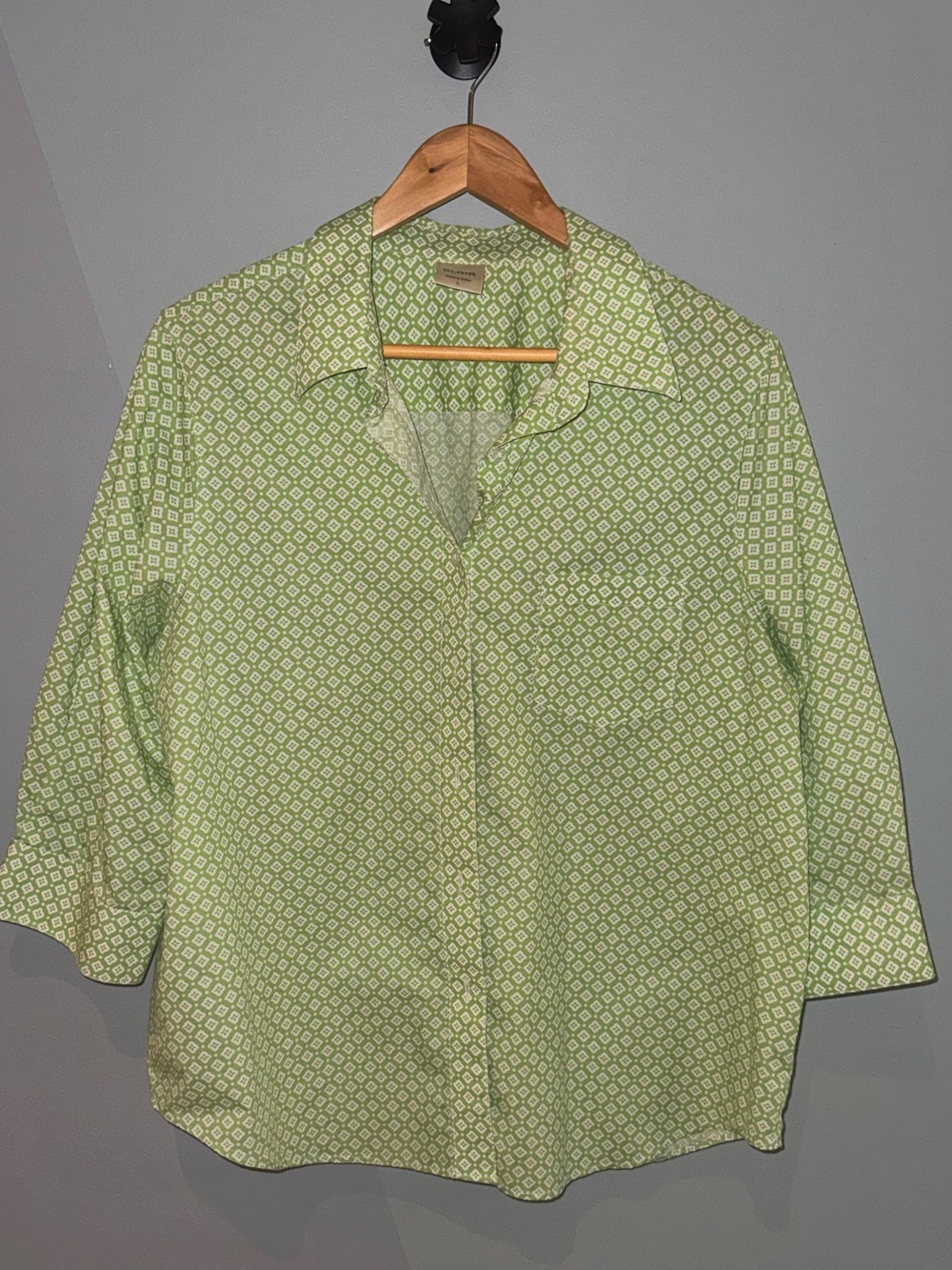 Blair Light Green Geometric Button-Down Shirt